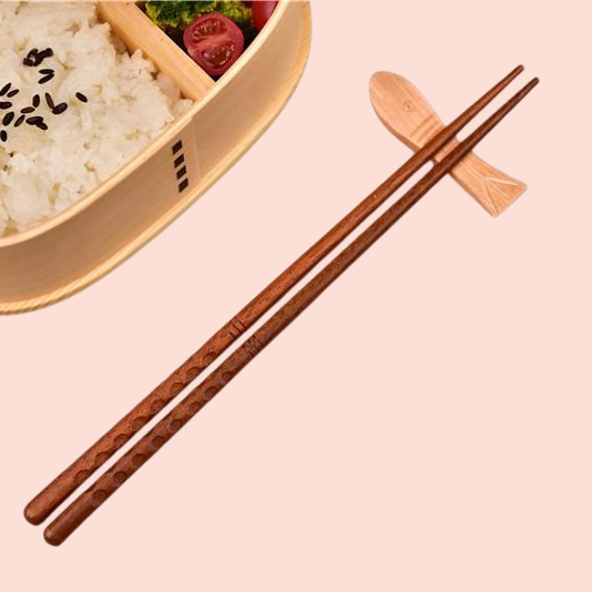 手彫りの尖った寿司用箸