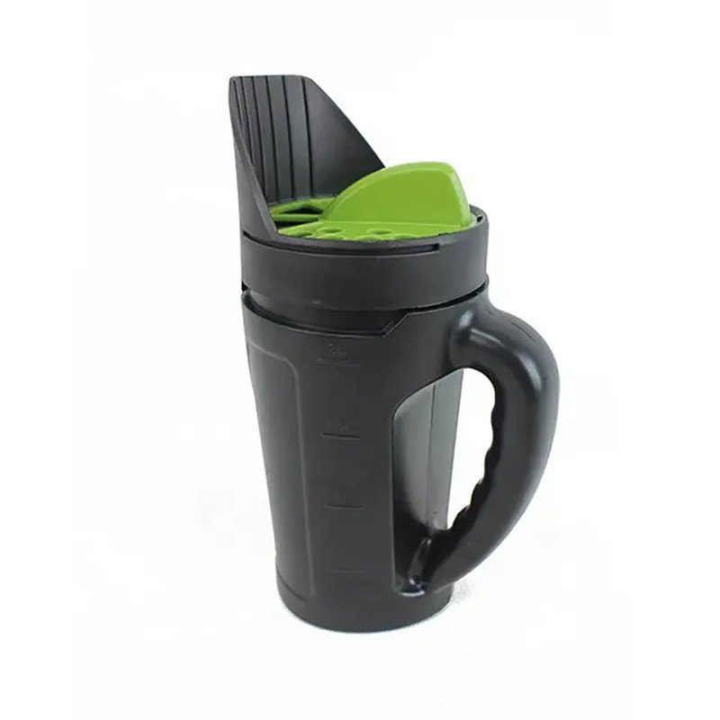 野菜の種まきに便利な農具