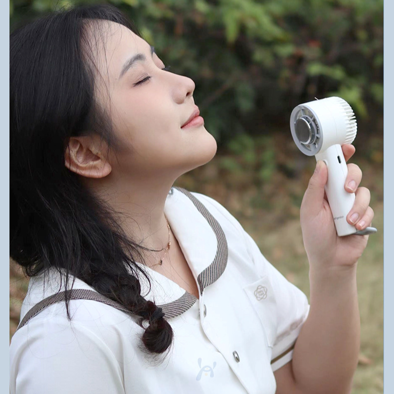 強力なミニポータブルハンドヘルドファン Usb充電式超高速小型扇風機