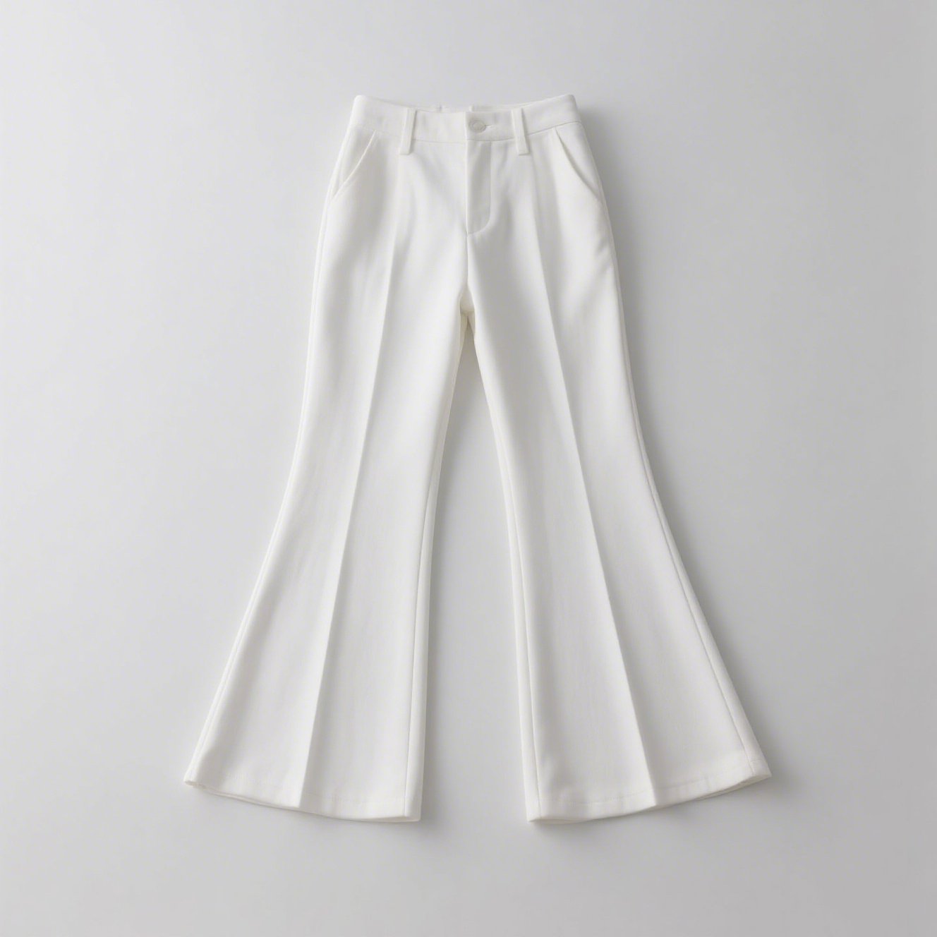 白色フレアスラックス
