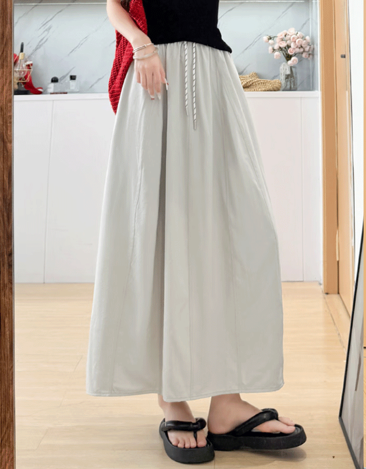 날씬해 보이는 카고 플라워 스커트