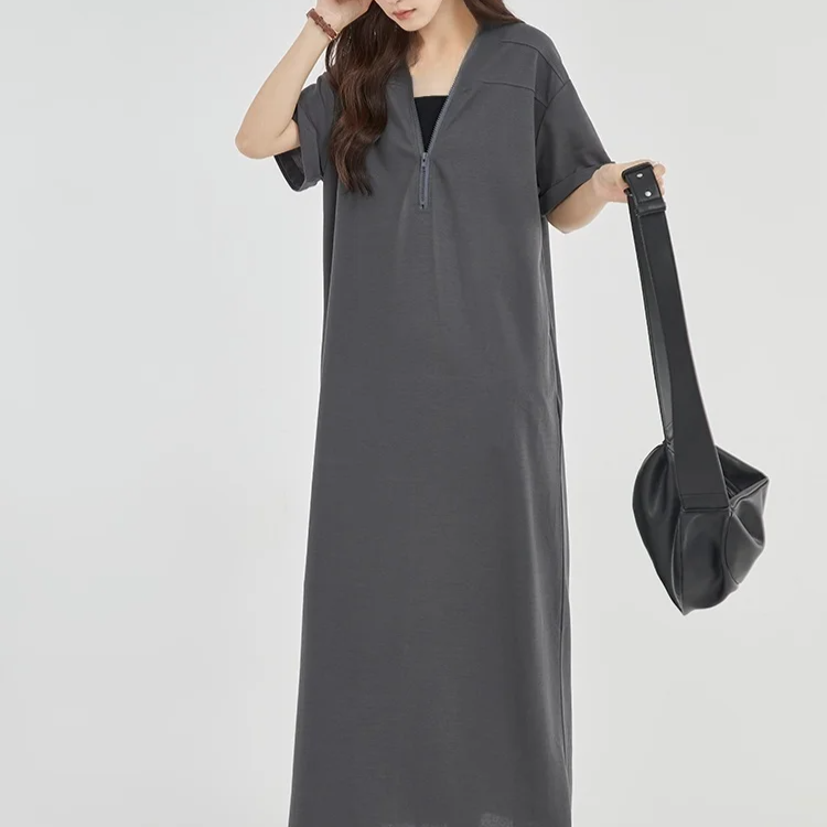 日常使いに最適なロングワンピース