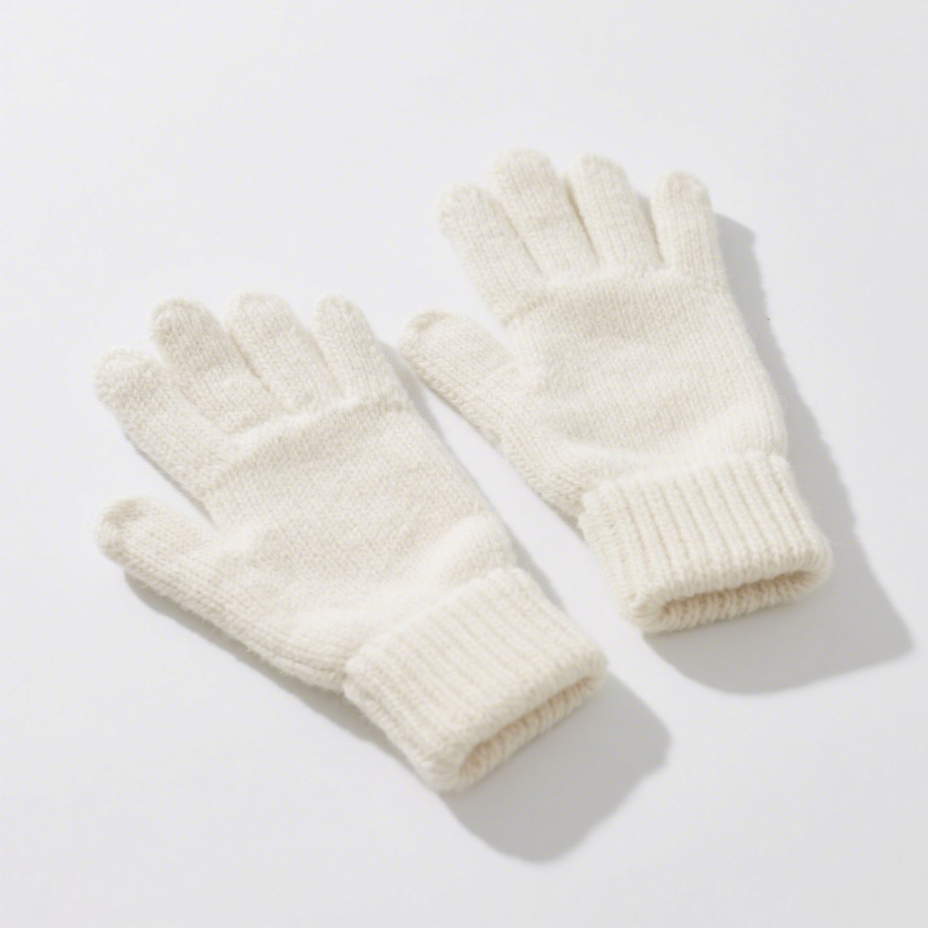 Ručně pletené vlněné rukavice (3 páry) 