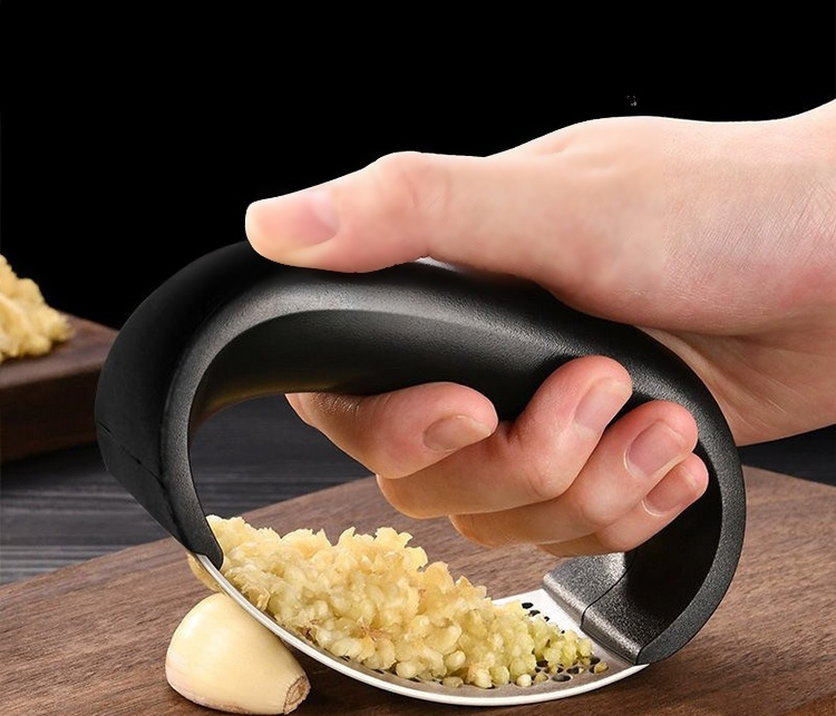 고리형 마늘다지기 꿀템