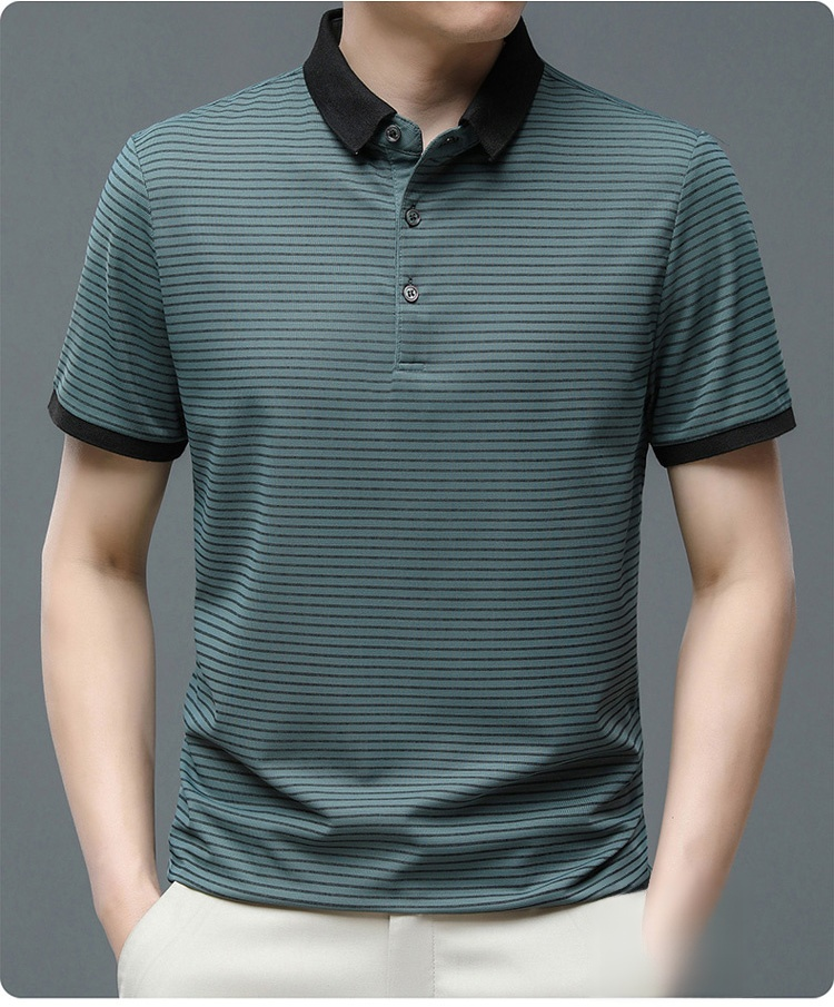 男女兼用シンプルポロシャツ着用イメージ