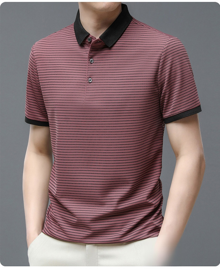 ポロシャツの襟元ディテール画像