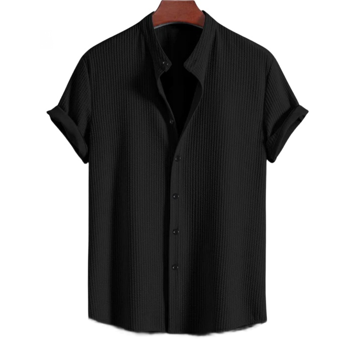 夏のメンズ半袖シャツ