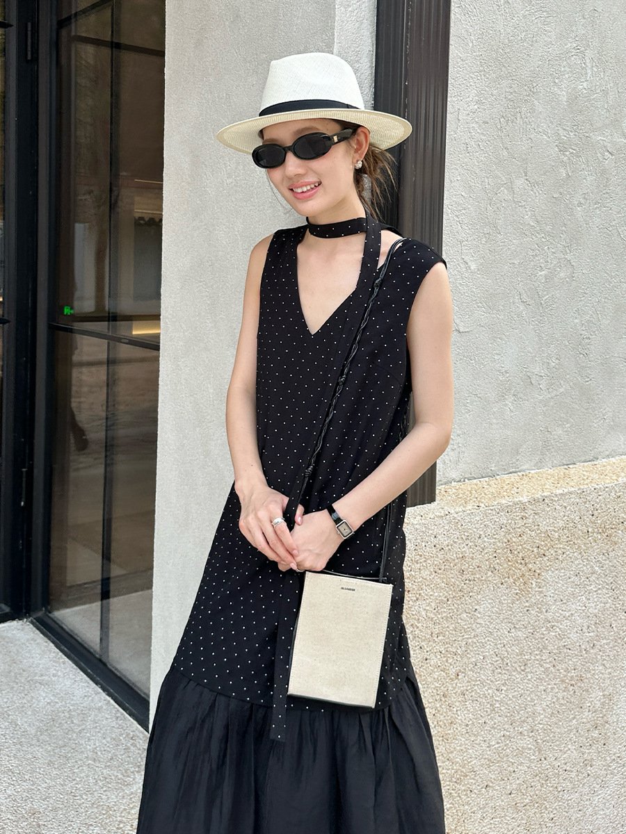 Vesta s puntíkovaným patchworkem