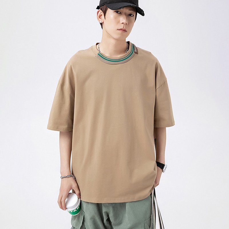 Volné jednobarevné módní krátké tričko v japonském stylu