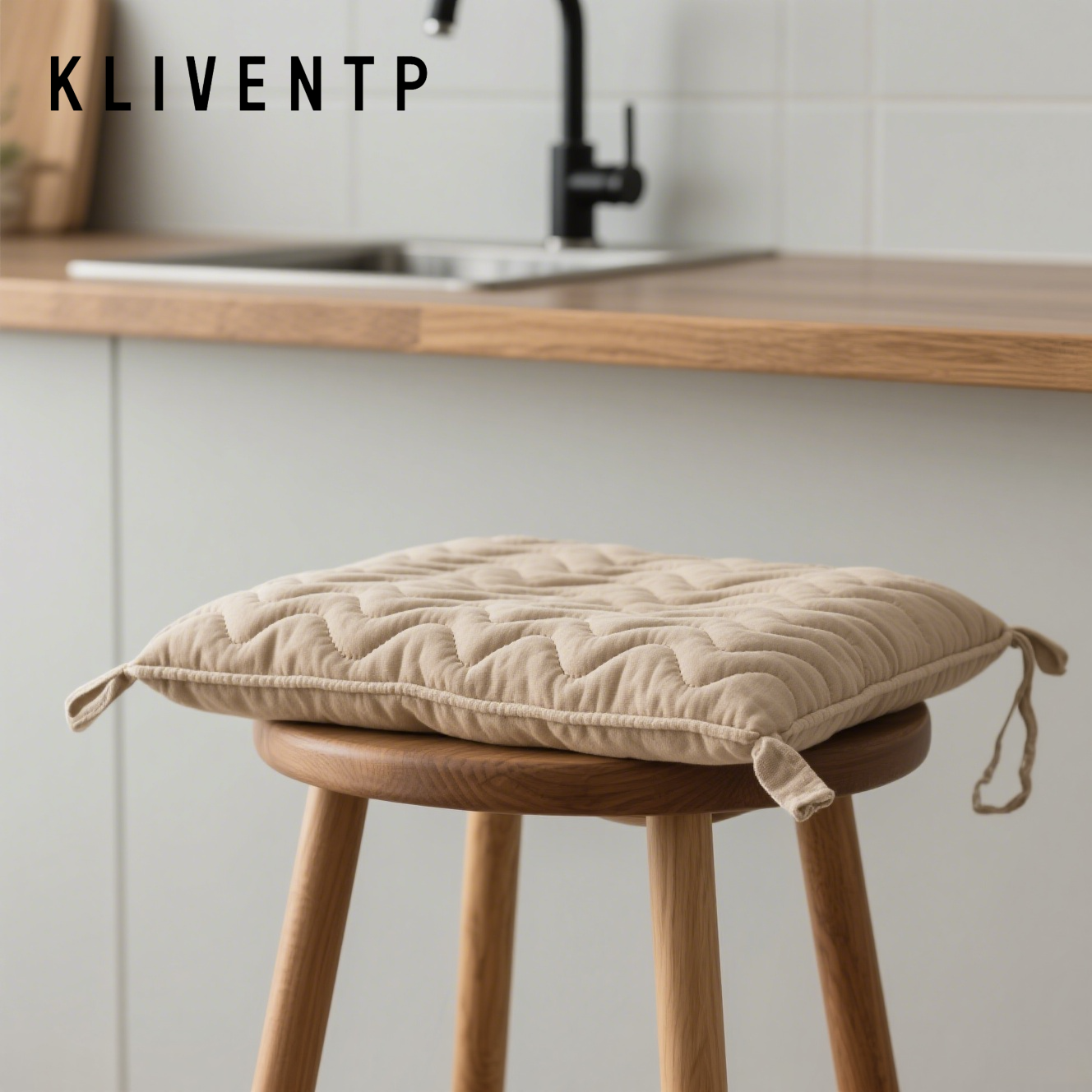 【No need to feel tired after sitting for a long time】Lace-up seat cushion