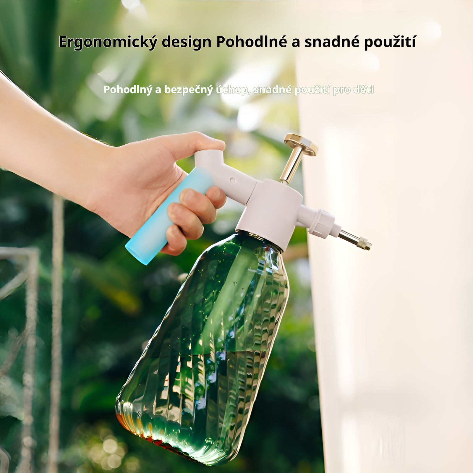 Tlakový postřikovač na zalévání a dezinfekci domácnosti