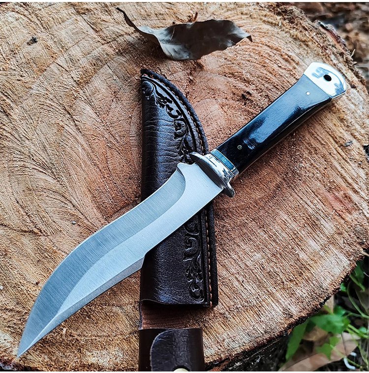 Hochwertiges Outdoor-Messer für Wanderungen