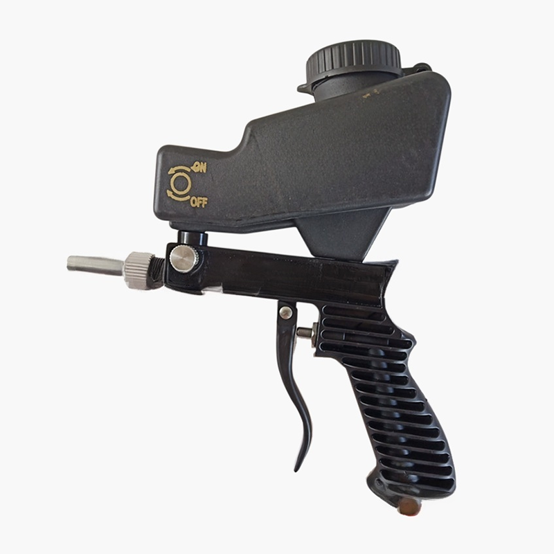 Pneumatic sandblasting gun