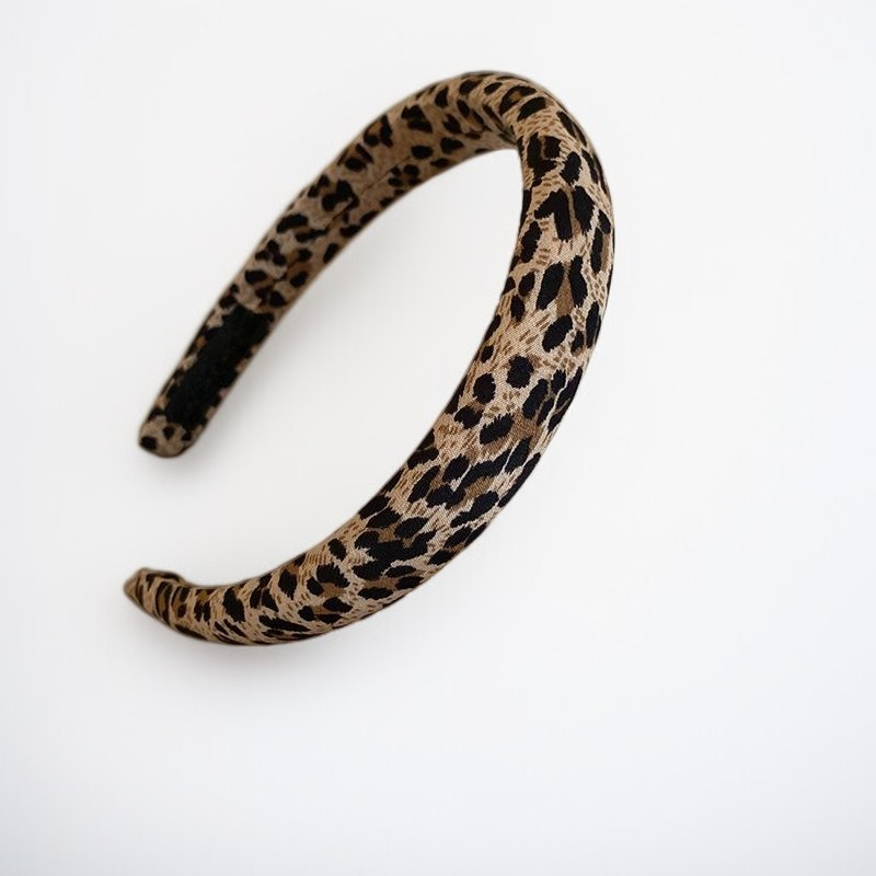 ที่คาดผมลายเสือดาวสุดเก๋