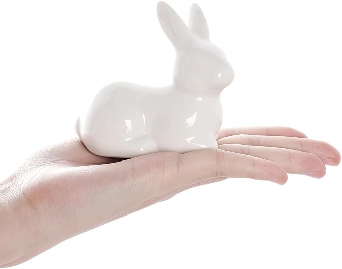 화이트 세라믹 부활절 토끼 동상