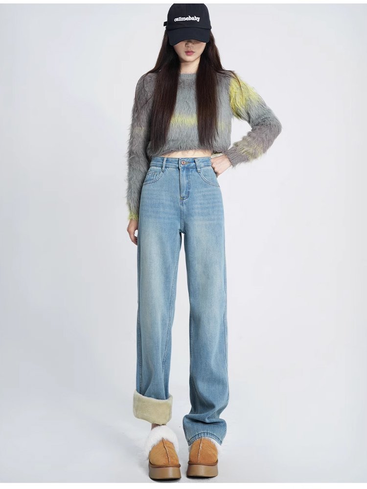 カジュアルコーデに合わせたデニムパンツスタイリング