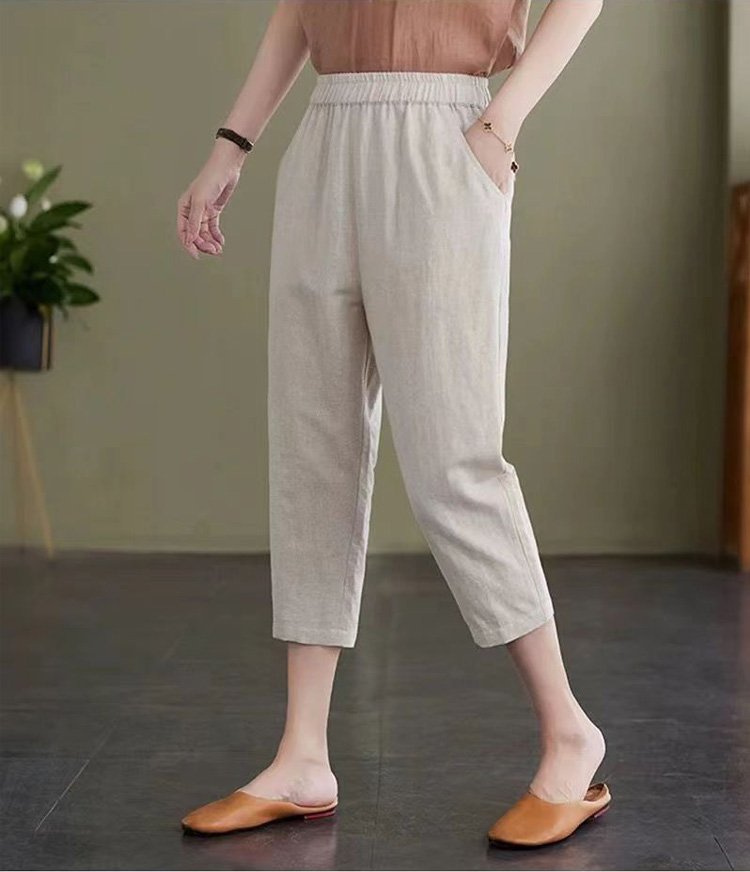 ゆったりシルエットで快適な春夏用パンツ