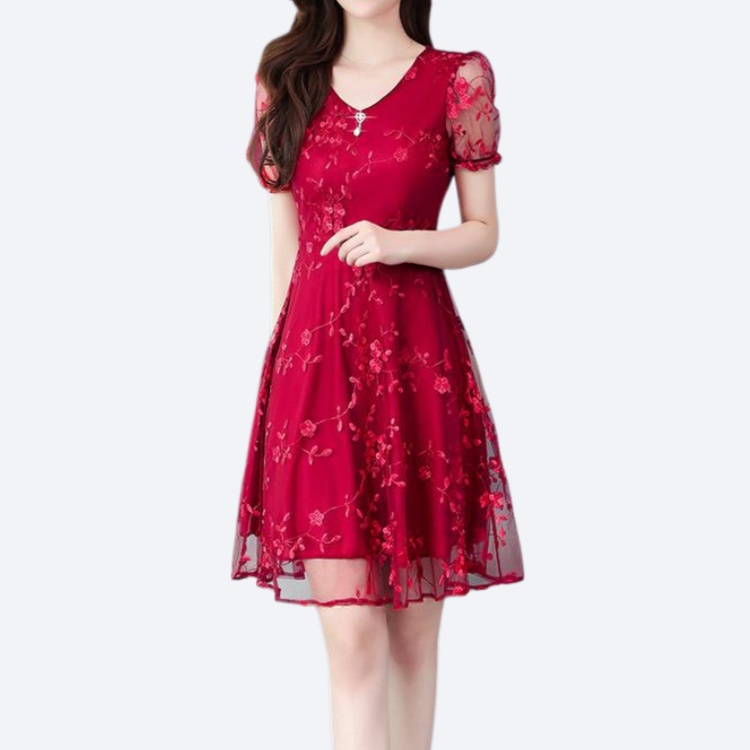 날씬해 보이는 브이넥 허리 망사 자수 원피스