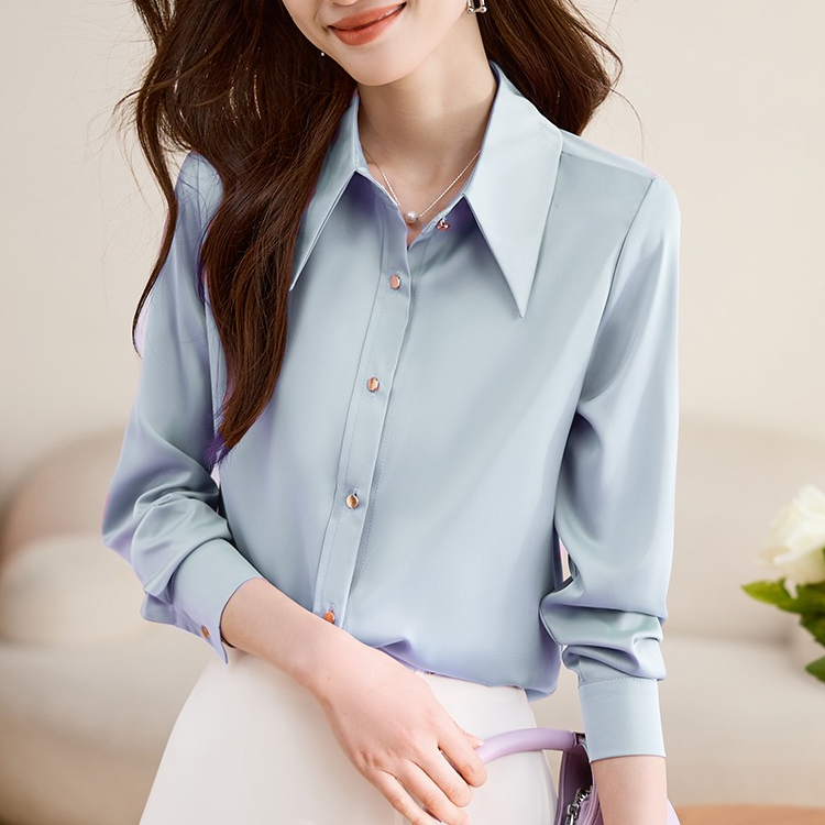 السيدات قمصان طويلة الأكمام من الساتان