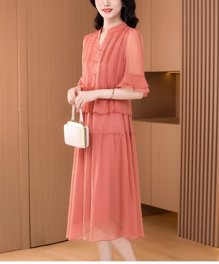 春夏向けコットンリネンワンピース