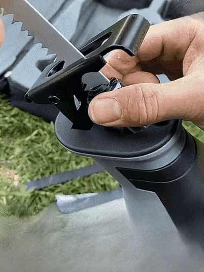 【簡単に切断】コードレス充電式セーバーソー