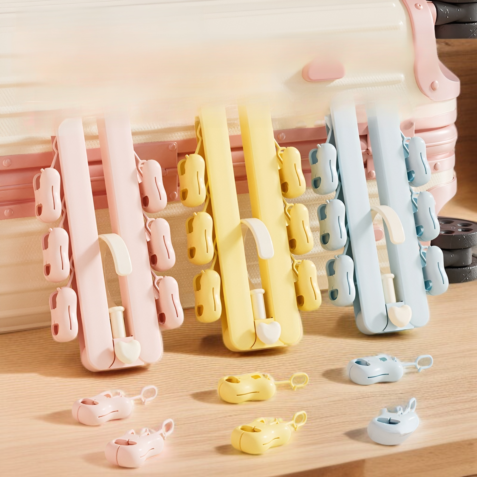 折りたたみ式旅行用物干しラック ポータブル旅行用物干しラック 8つのクリップで360度回転 かわいい子供用物干しラック