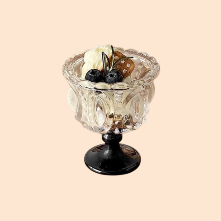 クラシックなハイステムデザインの家庭用デザートグラス