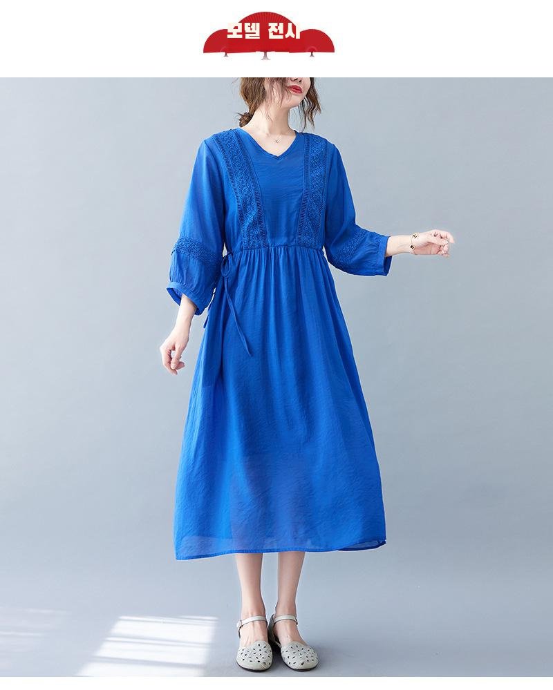 편하고 스타일리시한 7부 원피스 착용 이미지