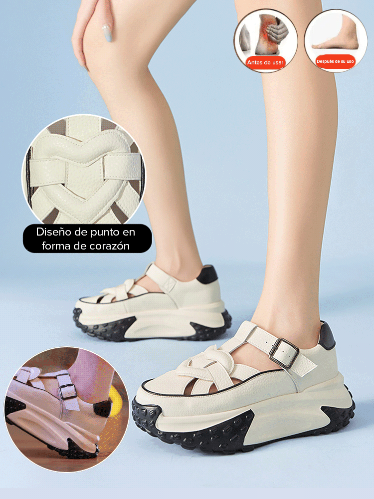 Sandalias romanas de cuero con suela gruesa