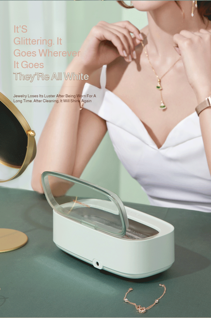 Convenient cleaning gadget for eyewear and jewelry