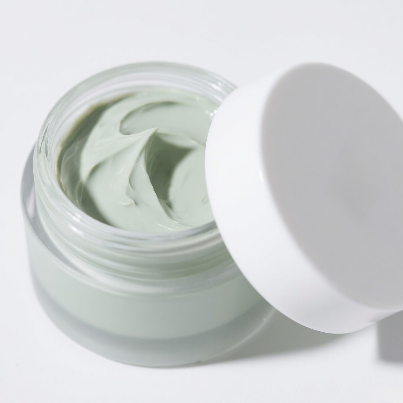 Hydratační a vyrovnávací bahenní maska z mungo fazolí proti černým tečkám a akné