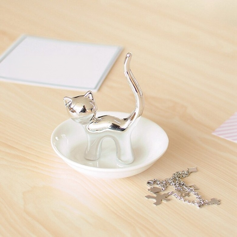 Ceramic curved cat craft ornaments