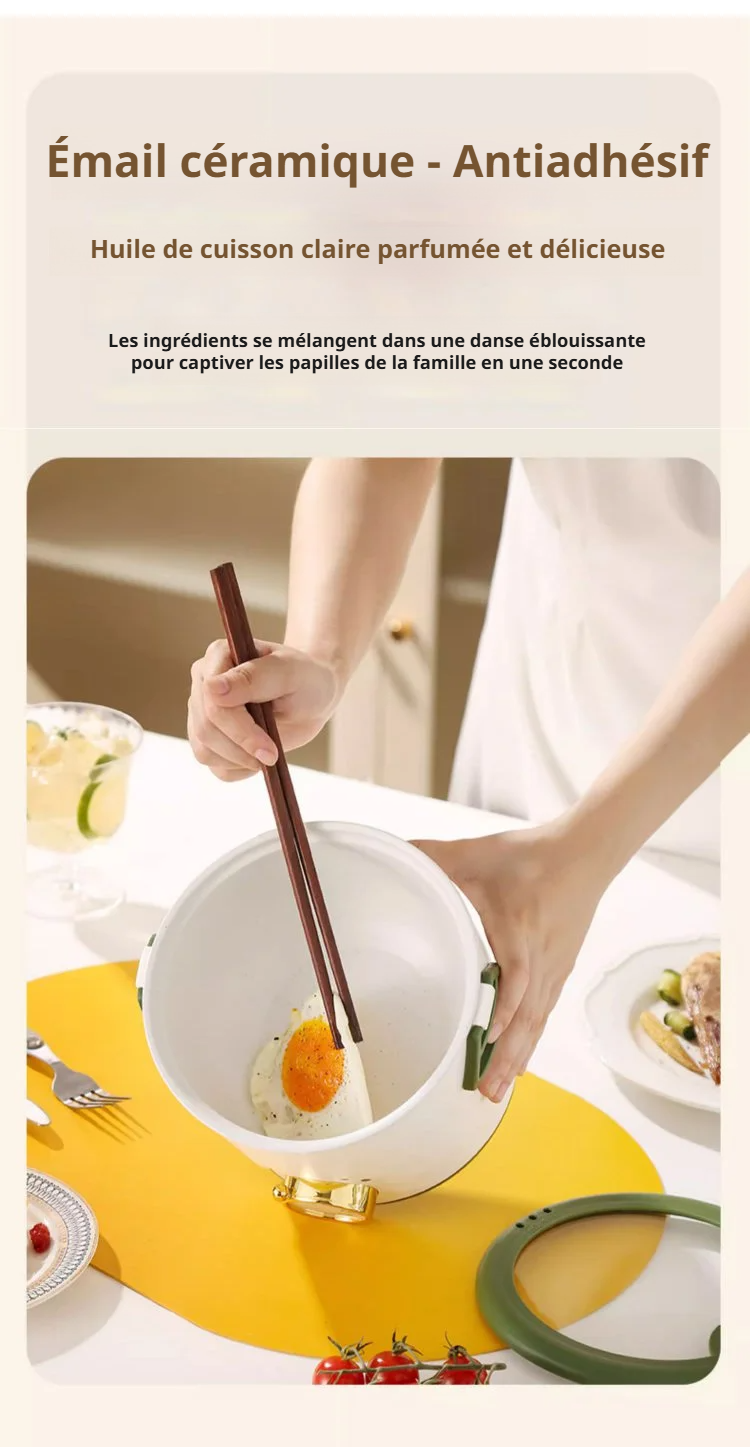 Mini cuisinière électrique en utilisation dans une petite cuisine