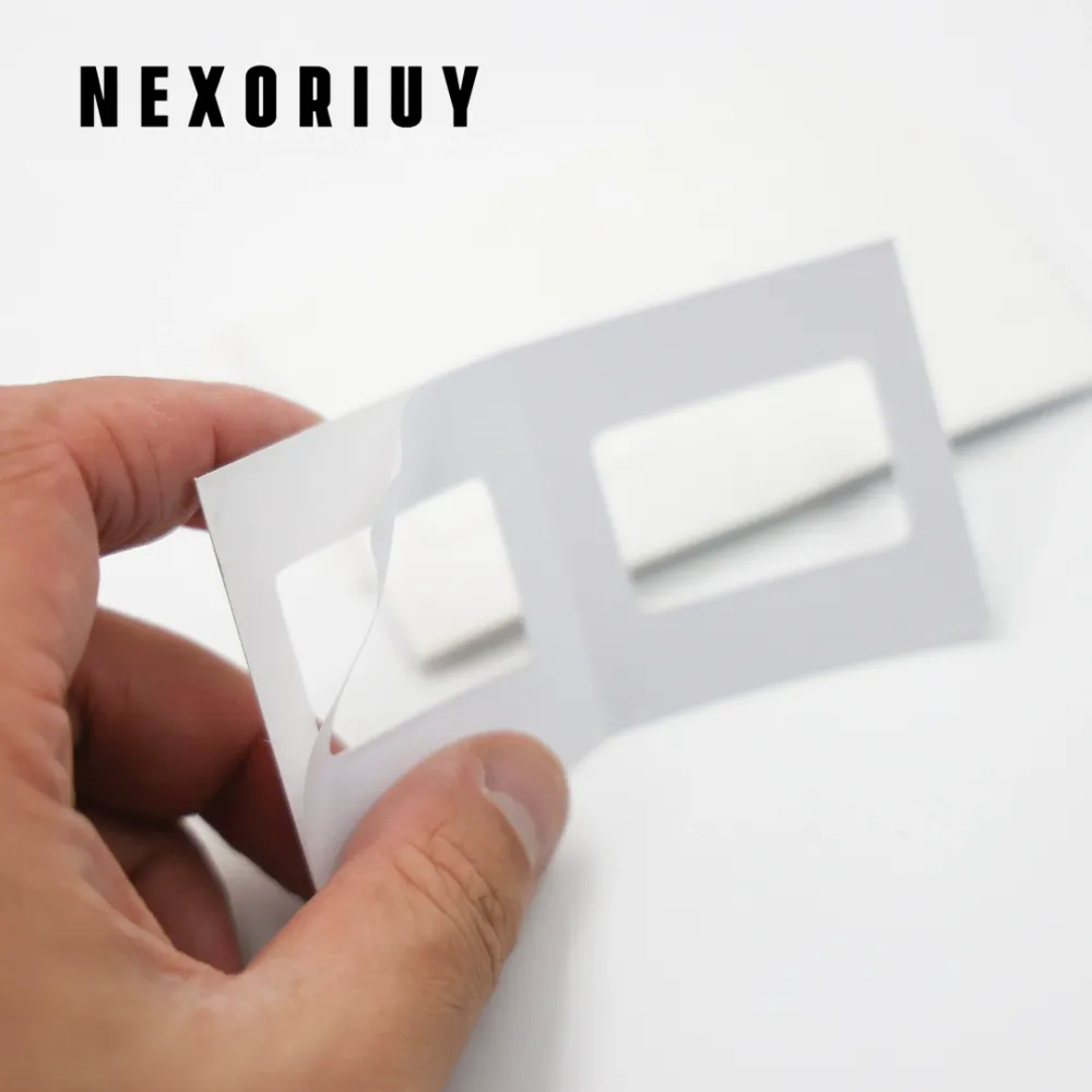 空白の回転紙枠紙クリップです