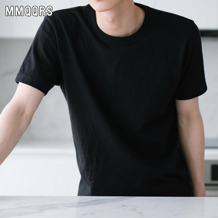 無地肩掛けの半袖Tシャツです