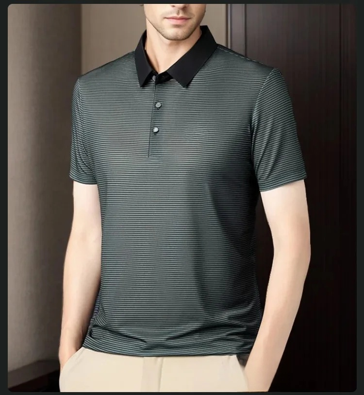 세련된 남성 스트라이프 반팔 폴로티 착용샷