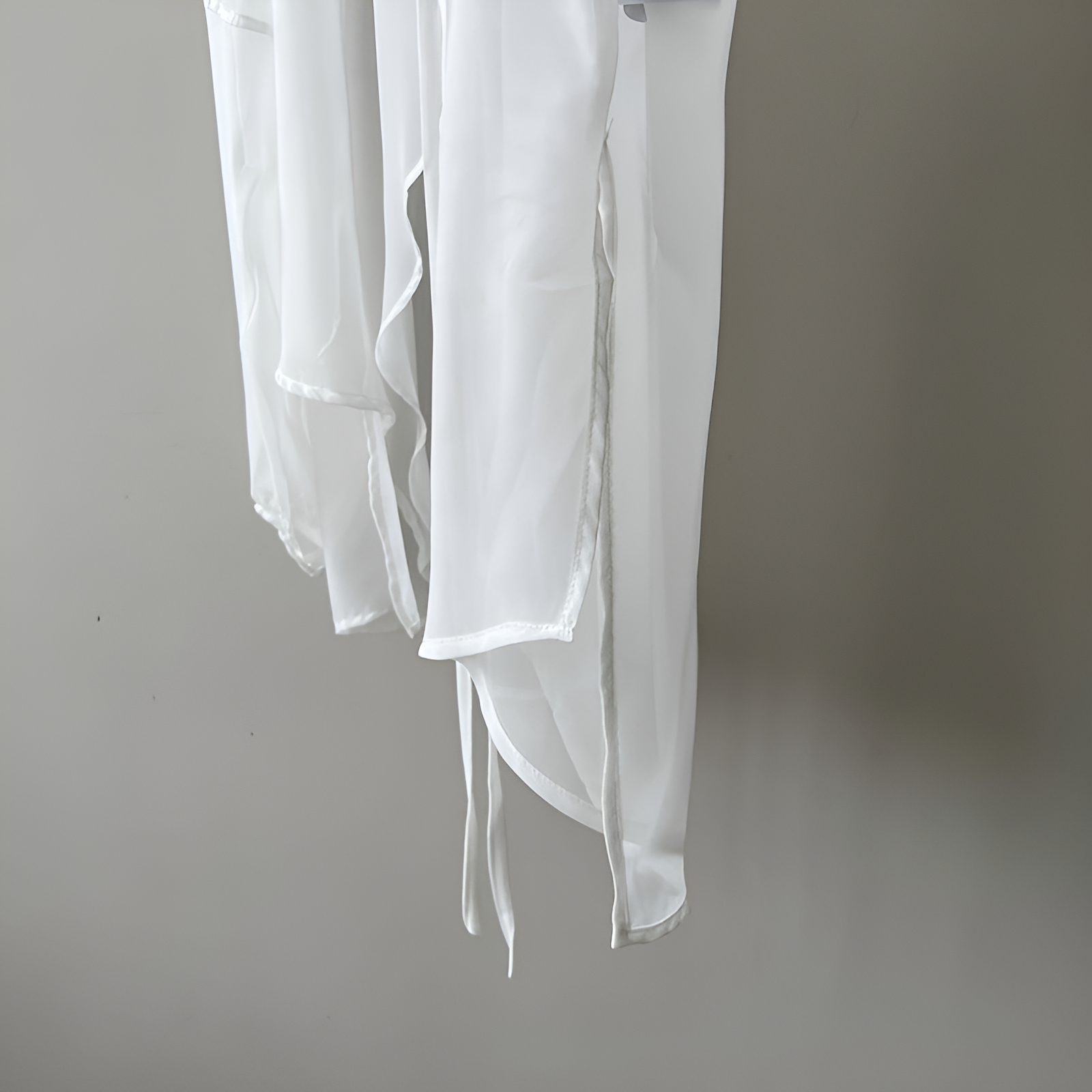 新しい中国風の日焼け止め服カーディガン、アイスシルクトップ、個性的な高級日焼け止め服デザイン、ニッチな日焼け止め服、通気性のあるファッションアウターウェア、小さなカーディガン