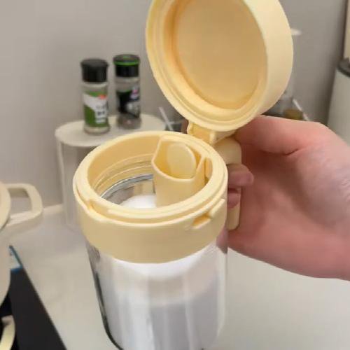 使い勝手抜群の調味料入れ