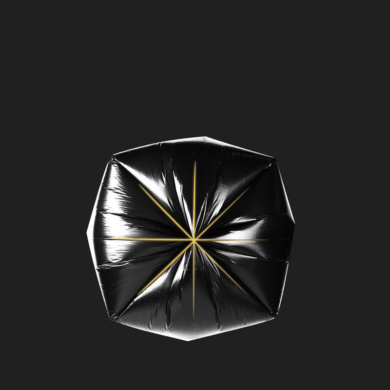 使い捨て厚めのゴミ袋家庭用スポットカットの黒いビニール袋です