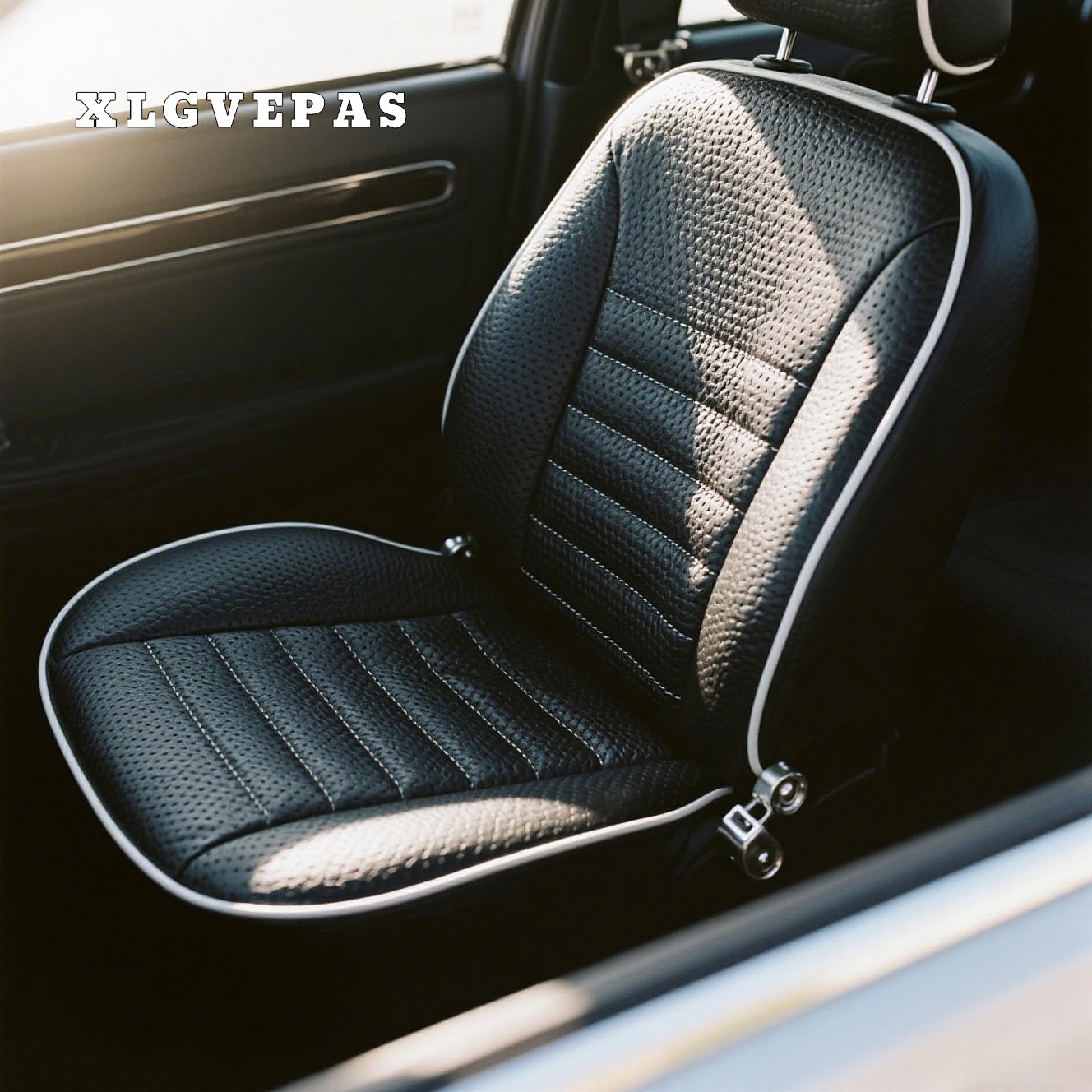 자동차 시트에 장착된 일체형 쿠션