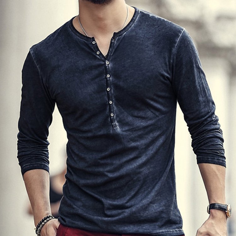 復古なシングルボタンTシャツ