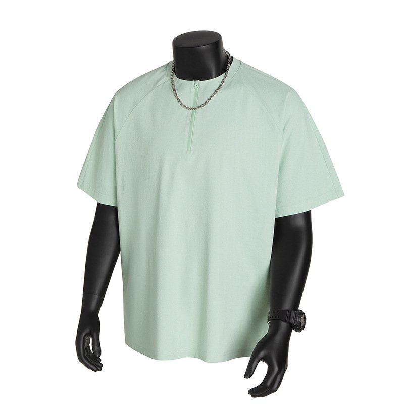 無地のシンプルコーディネートTシャツです