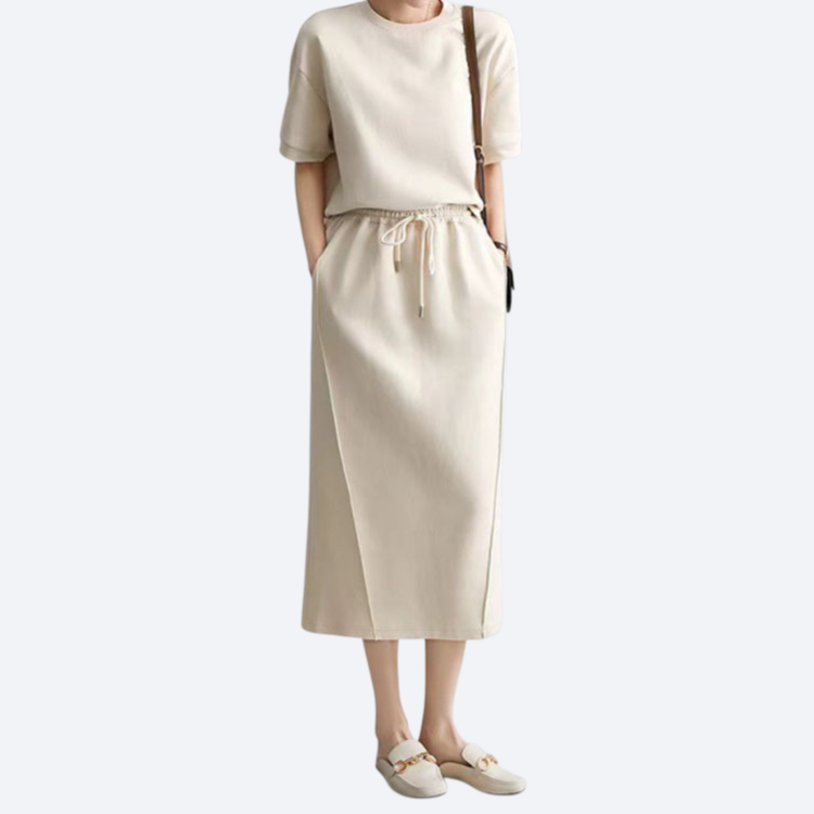 모던한 단색 반팔+스커트 세트