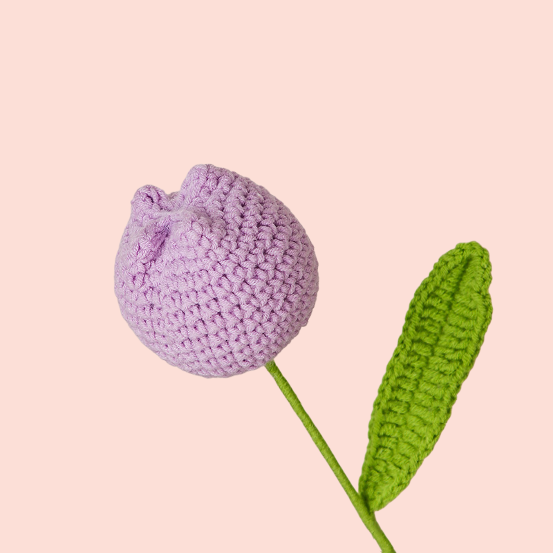 Artificial tulip flowers