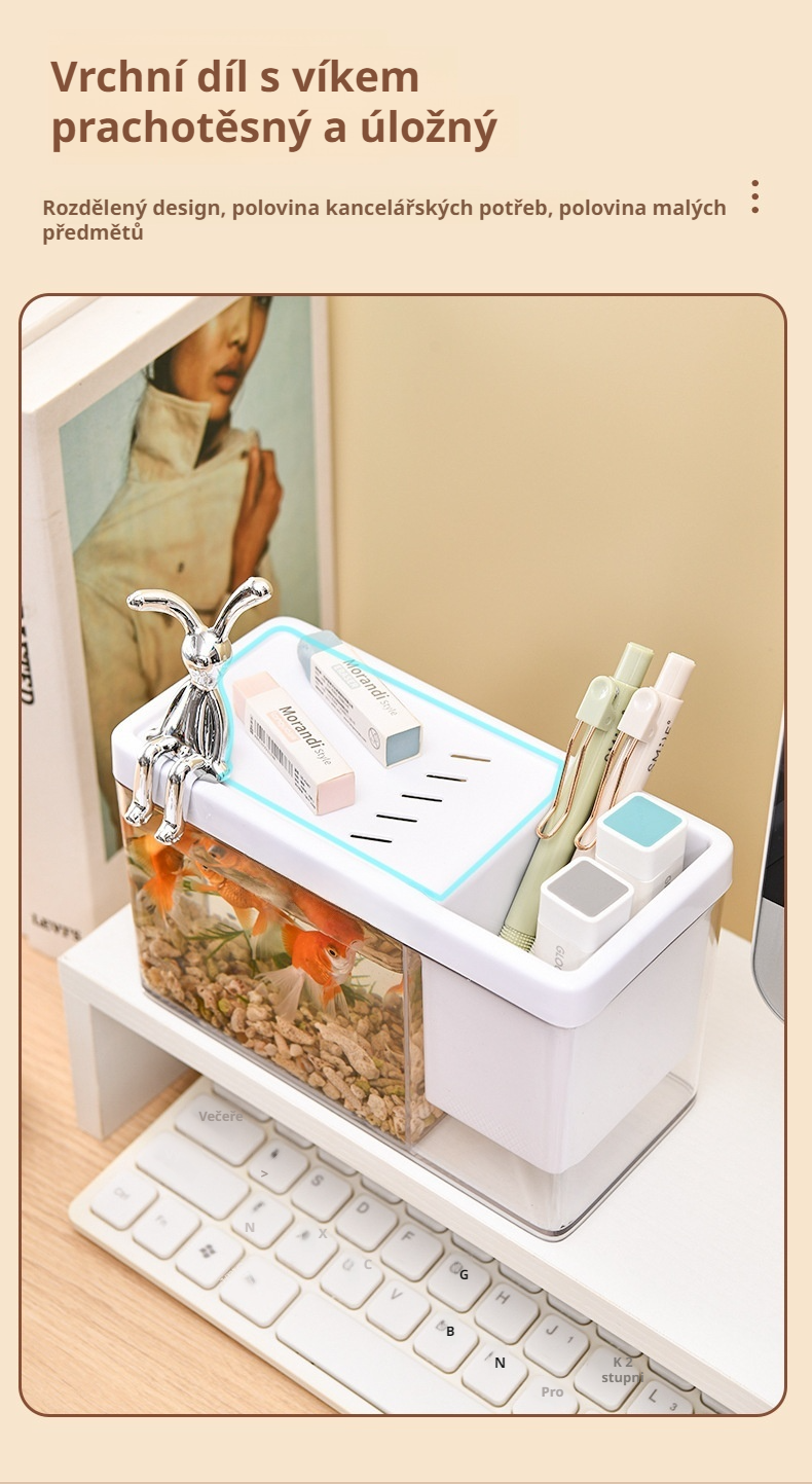 Detail ekologického akvária s čistou vodou