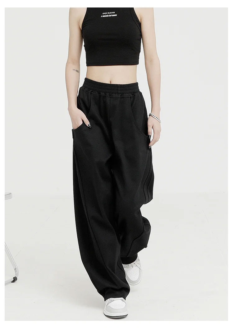 コットン100％素材感が伝わるワイドパンツ生地拡大写真