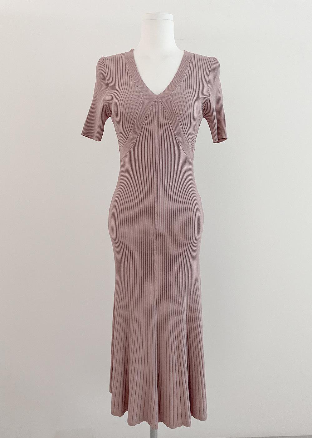 여성 원피스 풀오버 스타일 이미지