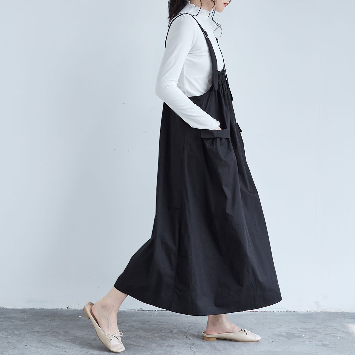 秋季新作女性服日本のカジュアルなワンピースゆったりとした日韓のプリーツオールマッチのビッグスウィングオーバーオール