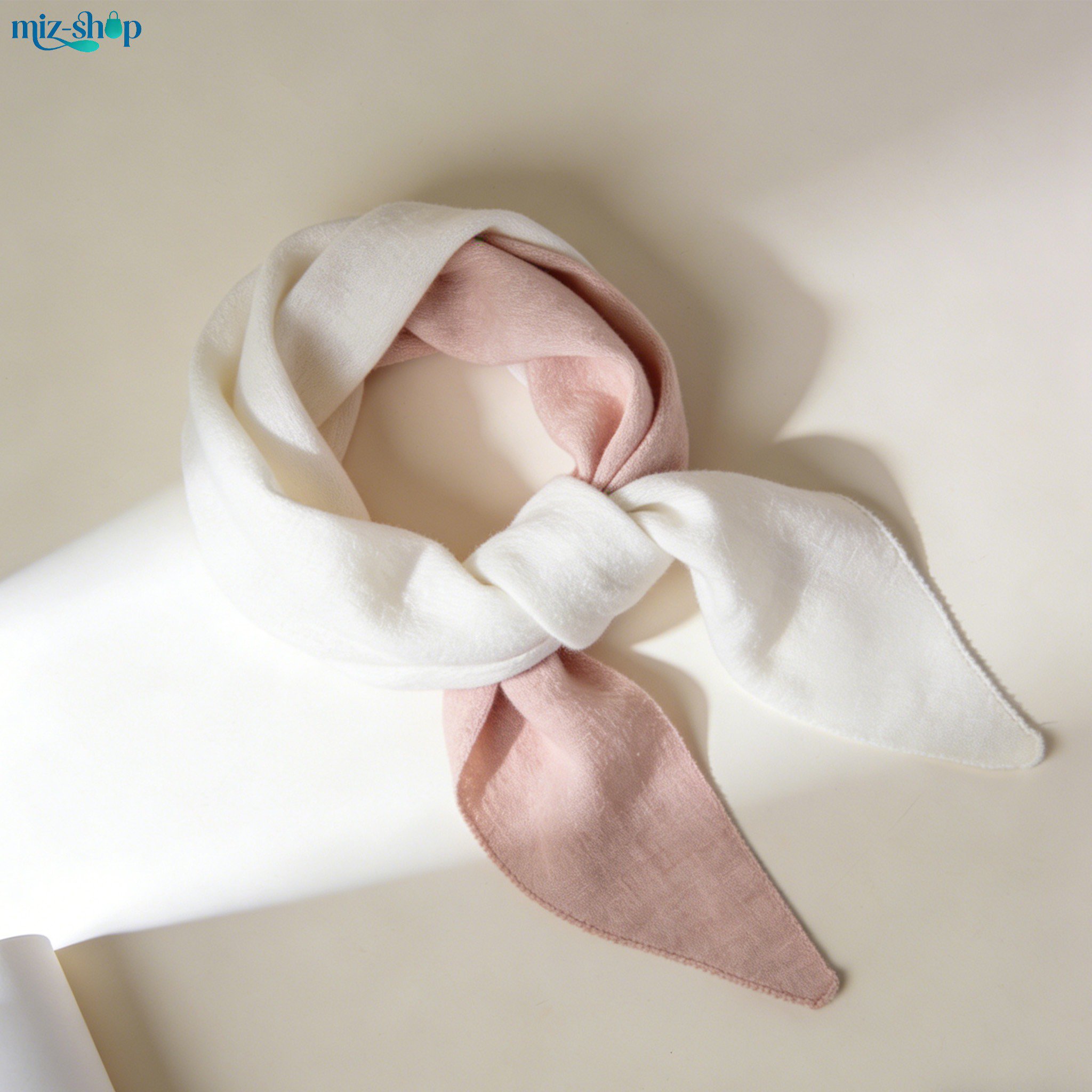 Cotton and linen scarves (2 pieces)