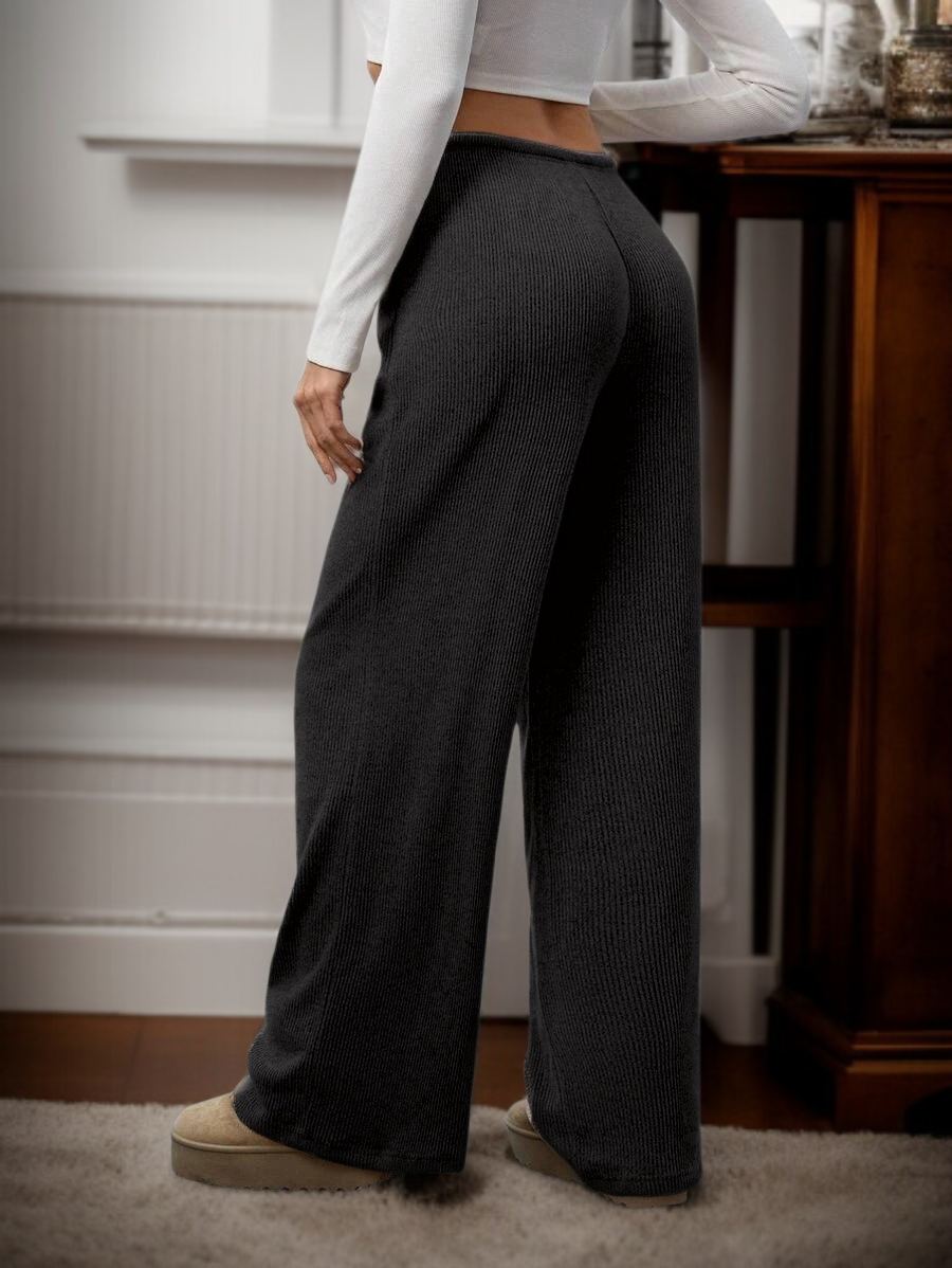 سروال نسائي بتصميم بسيط